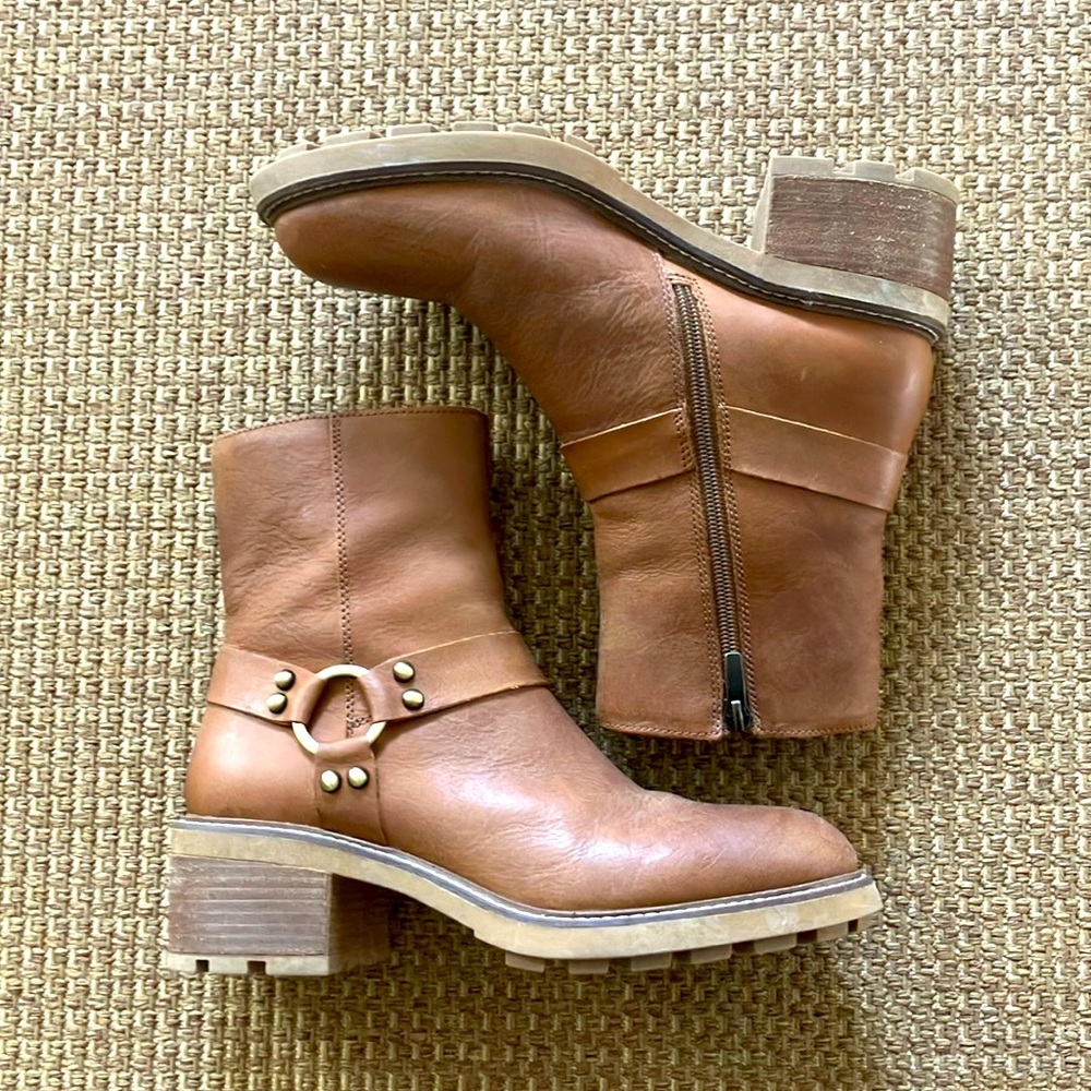 Steve Madden Cordelia Moto Boots tan size 9